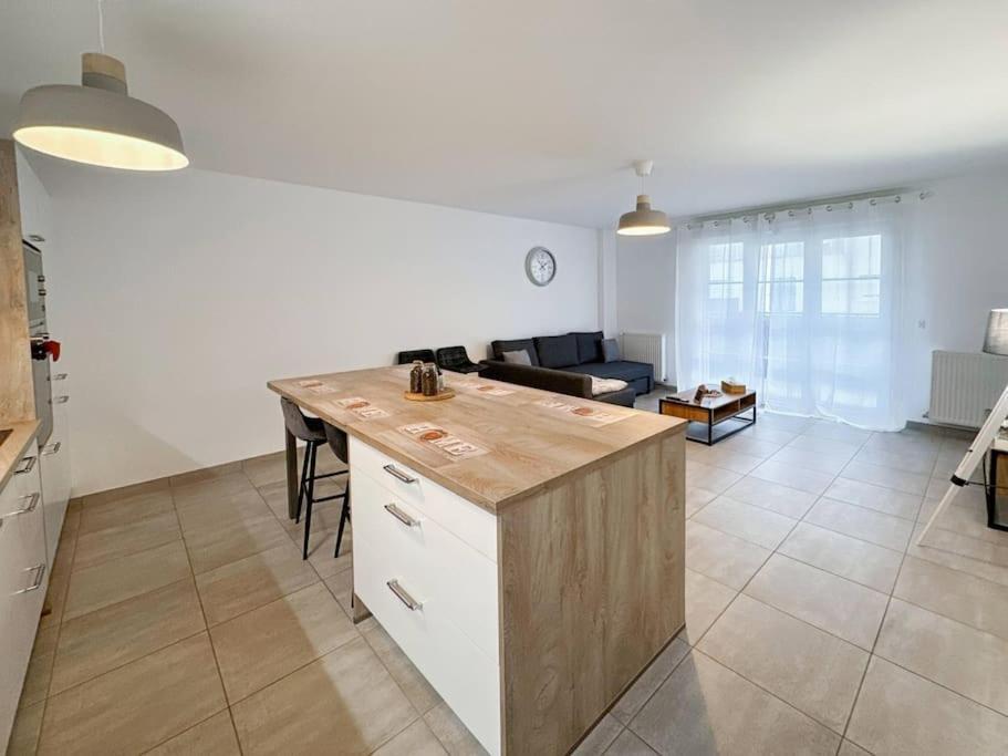 Le Cosy Villeneuve - Appartement Cosy Pour 6 A Disneyland Paris מראה חיצוני תמונה